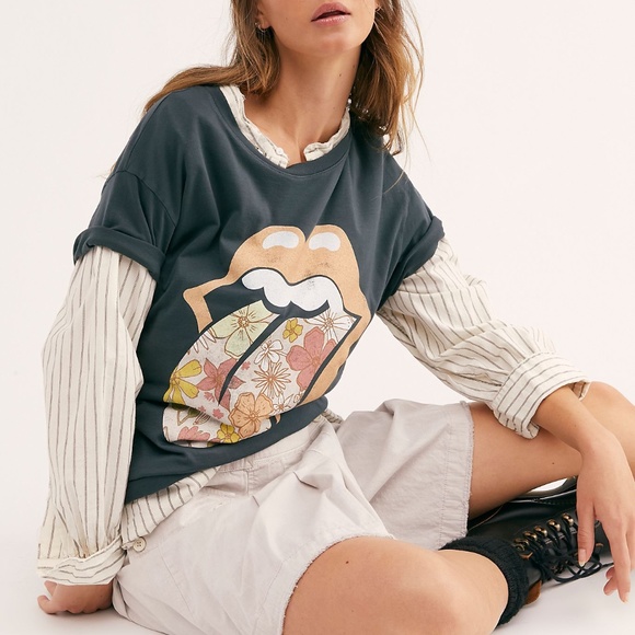 Free People Stones flower tongue Short Sleeve - Picture 2 of 6